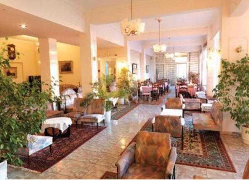 Nireus Hotel Nea Makri Ngoại thất bức ảnh