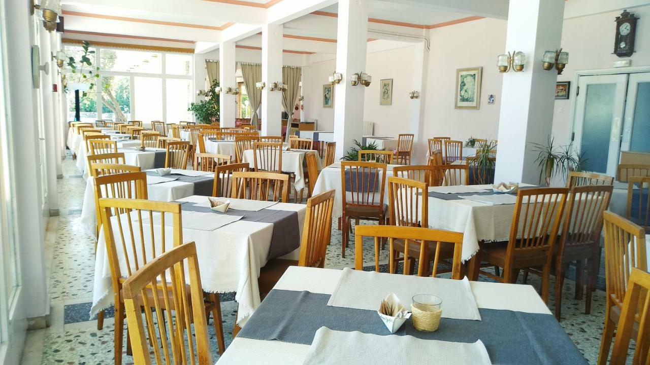 Nireus Hotel Nea Makri Ngoại thất bức ảnh