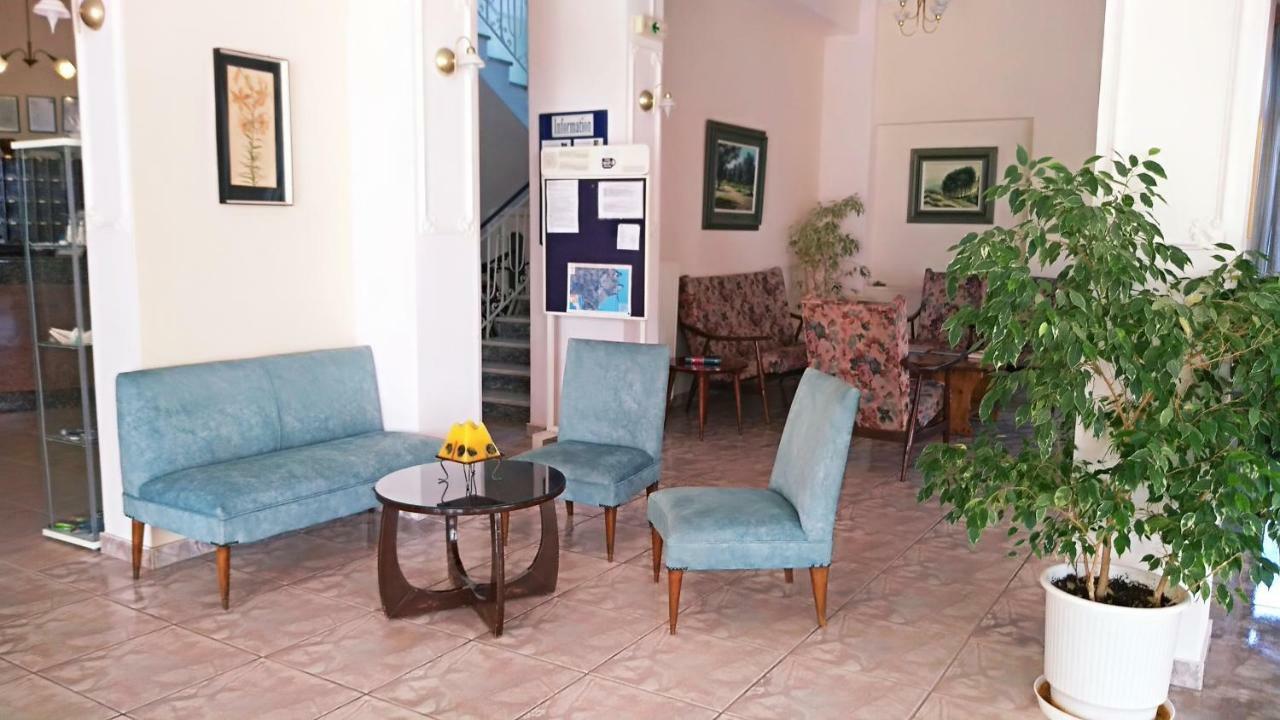 Nireus Hotel Nea Makri Ngoại thất bức ảnh